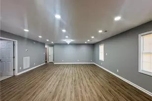 3601 Cliffridge Dr, Lumberton, NC 28358 - Photo 8