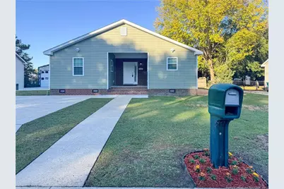 3601 Cliffridge Drive, Lumberton, NC 28358 - Photo 2