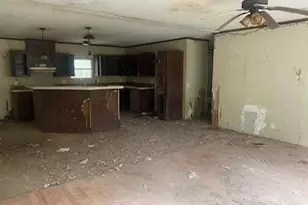 1329 McArthur Rd, Maxton, NC 28364 - Photo 4