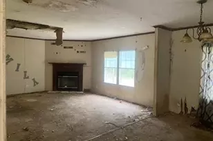 1329 McArthur Rd, Maxton, NC 28364 - Photo 6