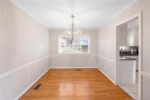 2527 Huntington Rd, Fayetteville, NC 28303 - Photo 8