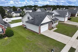 8238 English Saddle Dr, Fayetteville, NC 28314 - Photo 2