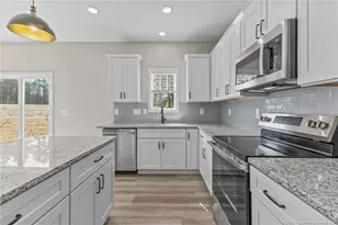 7005 Summerlin Dr, Fayetteville, NC 28306 - Photo 12