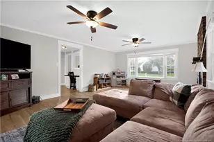 4101 Vann Dr, Lumberton, NC 28358 - Photo 6