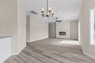 7001 Summerlin Dr, Fayetteville, NC 28306 - Photo 14