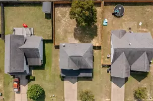 2020 Gray Goose Loop, Fayetteville, NC 28306 - Photo 4