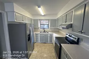 918 Dandridge Dr, Fayetteville, NC 28303 - Photo 8