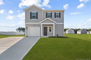 302 Happy Trail Rd, Aberdeen, NC 28315 - Photo 2