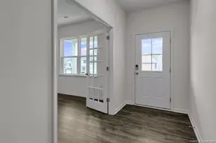 1046 Misty Creek Dr, Aberdeen, NC 28315 - Photo 2