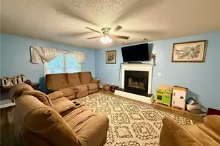 97 Cliffdale Ct, Cameron, NC 28326 - Photo 4