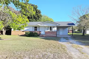 1716 Shaw Rd, Fayetteville, NC 28311 - Photo 1