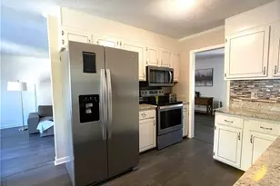 5966 Brookcliff Rd, Fayetteville, NC 28304 - Photo 12