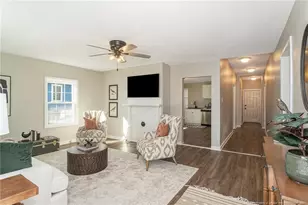 102 N 17th St, Erwin, NC 28339 - Photo 2