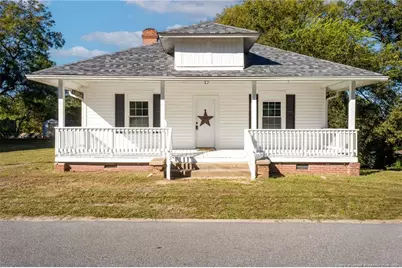 102 N 17th Street, Erwin, NC 28339 - Photo 1