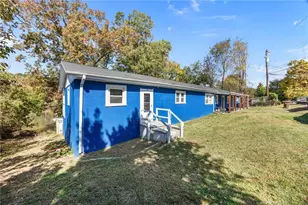 3530 Riverside Dr, Greensboro, NC 27406 - Photo 10