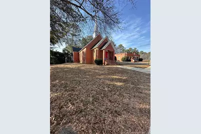 398 Trinity Drive, Fayetteville, NC 28301 - Photo 2