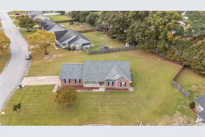 117 Usher Court, Raeford, NC 28376 - Photo 2