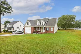 10 Pender Rd, Spring Lake, NC 28390 - Photo 2