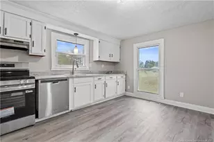 2302 Odom Rd, Hope Mills, NC 28348 - Photo 8