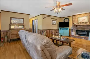 2007 Yarborough Rd, Saint Pauls, NC 28384 - Photo 8