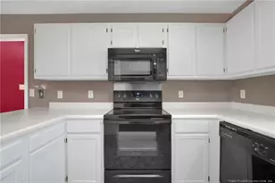 8413 Brightleaf Pl, Saint Pauls, NC 28384 - Photo 14