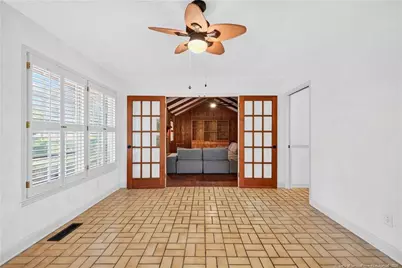 615 E 3rd Avenue, Red Springs, NC 28377 - Photo 10