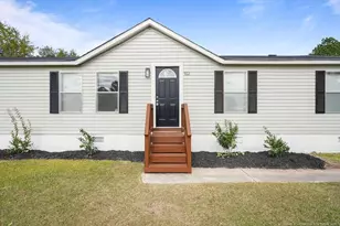 762 Precision Ct, Hope Mills, NC 28348 - Photo 2