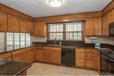 2521 Morganton Road, Fayetteville, NC 28303 - Photo 22