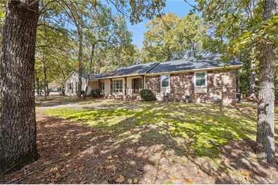 2909 Wessex Court, Fayetteville, NC 28306 - Photo 2