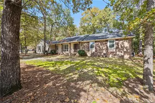 2909 Wessex Ct, Fayetteville, NC 28306 - Photo 2