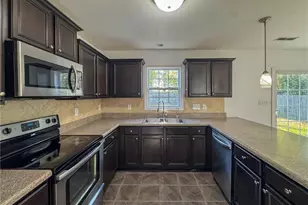 142 Crestwood Ln, Raeford, NC 28376 - Photo 14