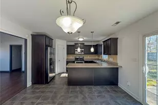 142 Crestwood Ln, Raeford, NC 28376 - Photo 10