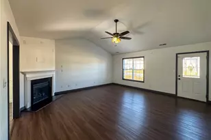 142 Crestwood Ln, Raeford, NC 28376 - Photo 4