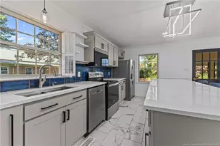 2728 Huntington Rd, Fayetteville, NC 28303 - Photo 14