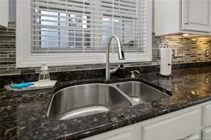 6826 Surrey Rd, Fayetteville, NC 28306 - Photo 16