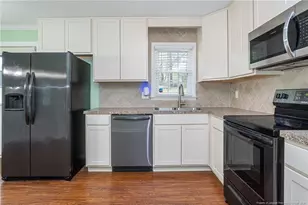 920 Carnegie Dr, Fayetteville, NC 28311 - Photo 10