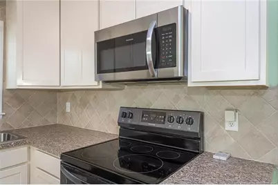 920 Carnegie Drive, Fayetteville, NC 28311 - Photo 14