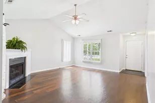 2321 Foster Gwin Ln, Fayetteville, NC 28304 - Photo 4