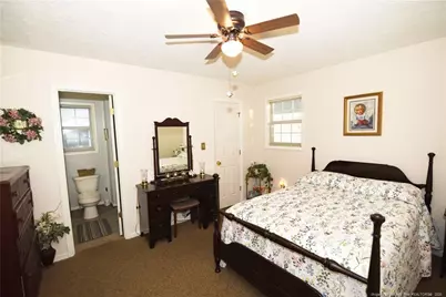 401 W 33 Street, Lumberton, NC 28358 - Photo 18