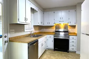 416 Bayberry Ct, Fayetteville, NC 28314 - Photo 10