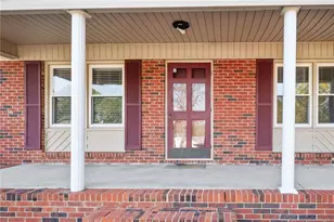 5907 Ormskirk Dr, Fayetteville, NC 28304 - Photo 4