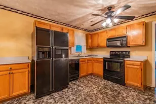 648 Lakeridge Dr, Cameron, NC 28326 - Photo 12