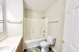 4324 Falls Dr, Hope Mills, NC 28348 - Photo 10