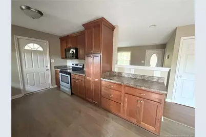 229 Lansdowne Road, Fayetteville, NC 28314 - Photo 6