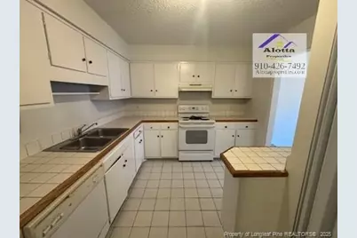 571-F Winding Creek Road, Fayetteville, NC 28305 - Photo 4