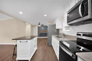 700 MacKay Ct, Raeford, NC 28376 - Photo 16