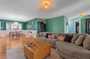 191 Cedar Ln, Sanford, NC 27332 - Photo 8