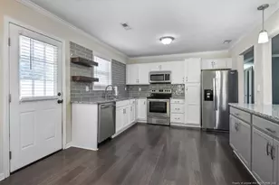 211 Chesters Rd, Roseboro, NC 28382 - Photo 6