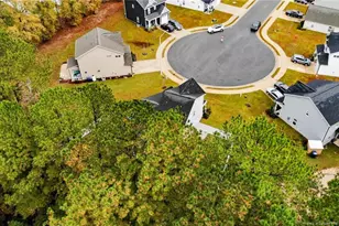 221 Fig Ct, Sanford, NC 27332 - Photo 2