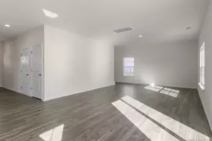 1055 Misty Creek Dr, Aberdeen, NC 28315 - Photo 10